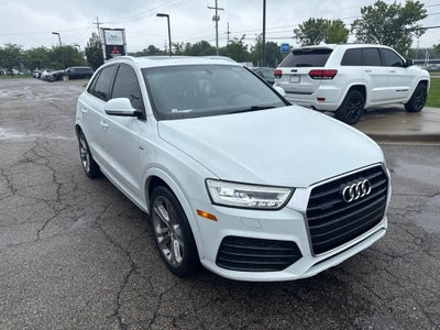 2016 Audi Q3 2.0T Prestige quattro