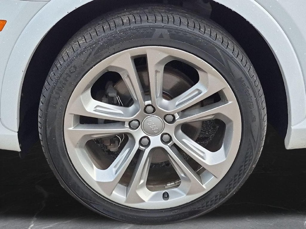 2016 Audi Q3 2.0T Prestige quattro