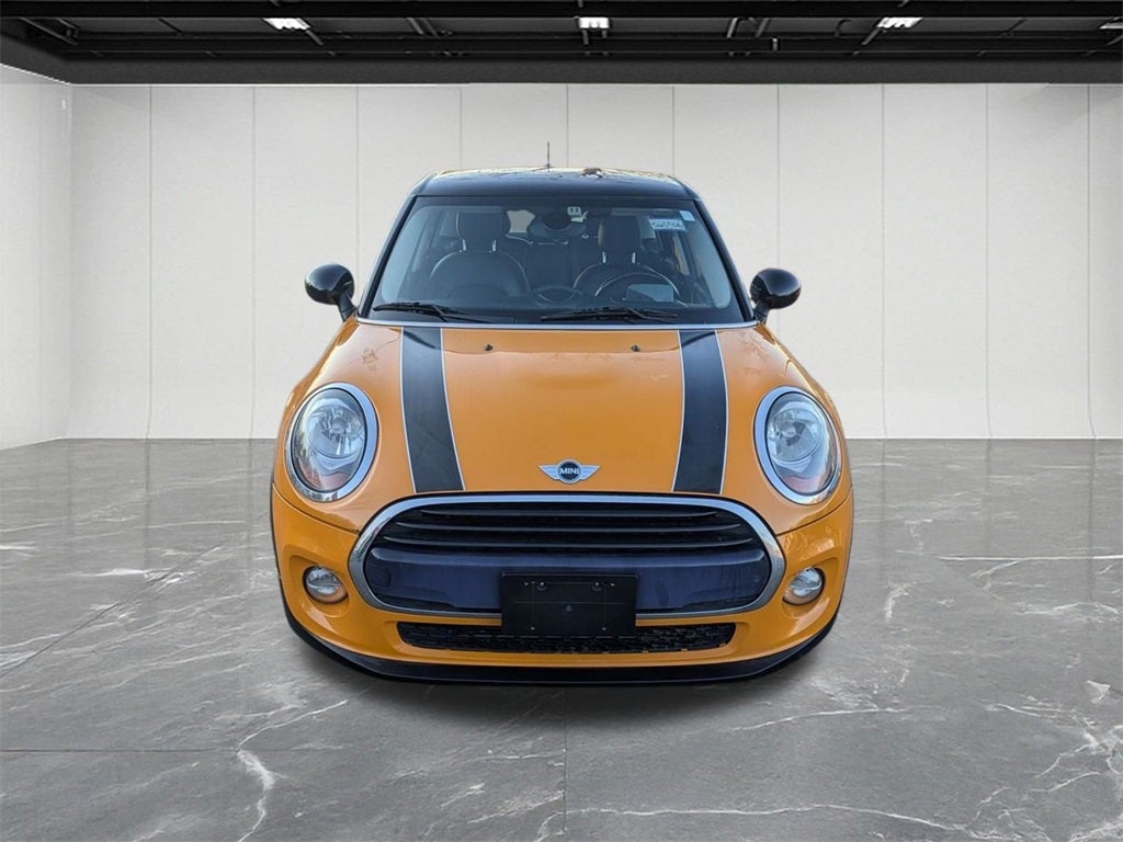 2017 MINI Hardtop 4 Door Cooper