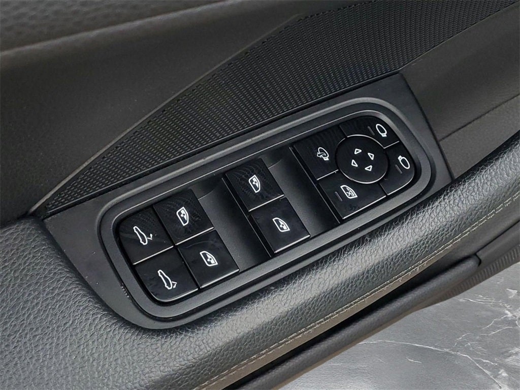 2018 Porsche Panamera 4