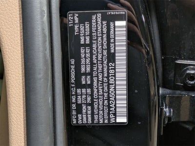 2022 Porsche Macan Base