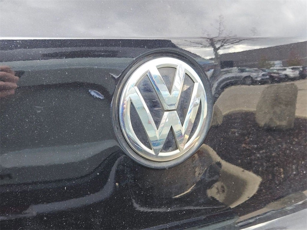 2018 Volkswagen Tiguan Limited 2.0T 4Motion