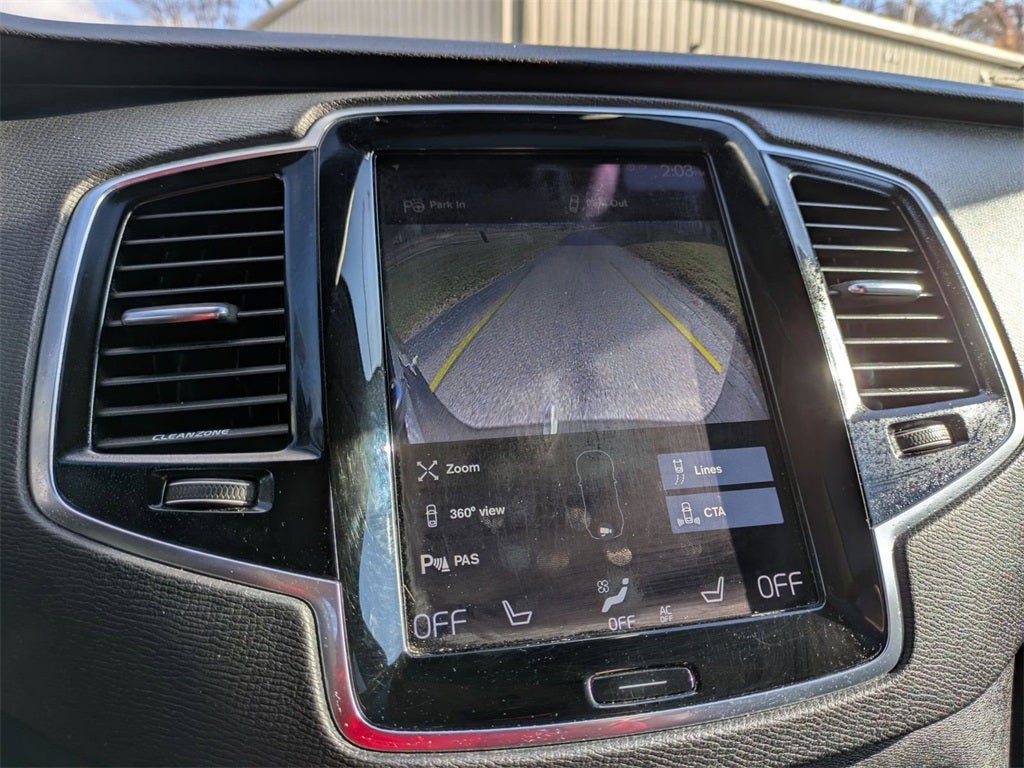 2016 Volvo XC90 Hybrid T8 Momentum