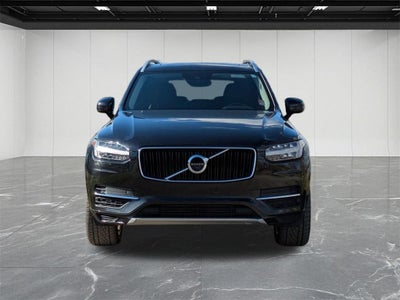 2016 Volvo XC90 Hybrid T8 Momentum