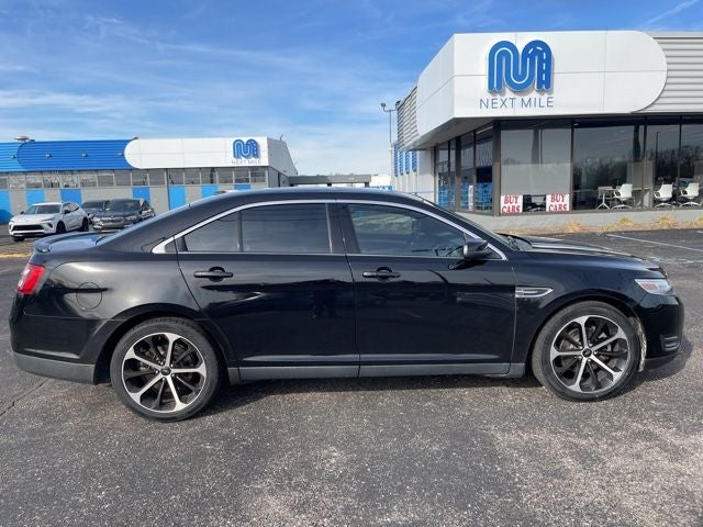 2016 Ford Taurus SEL