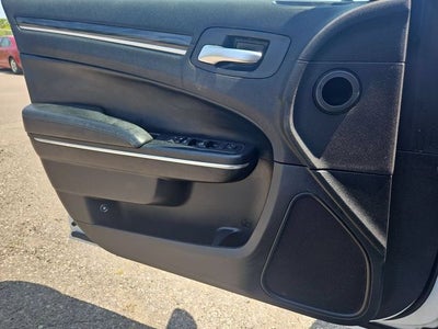 2018 Chrysler 300 S