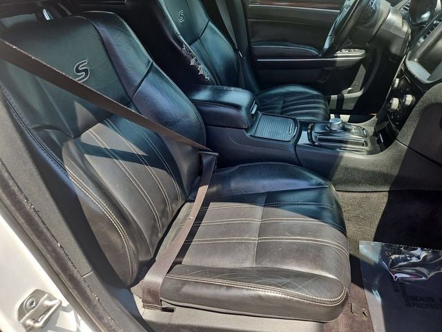 2018 Chrysler 300 S