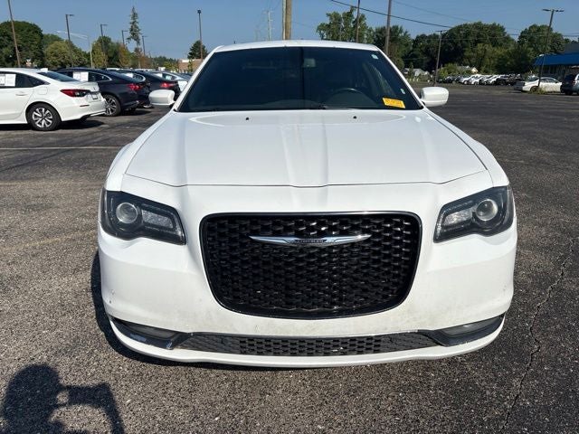 2018 Chrysler 300 S