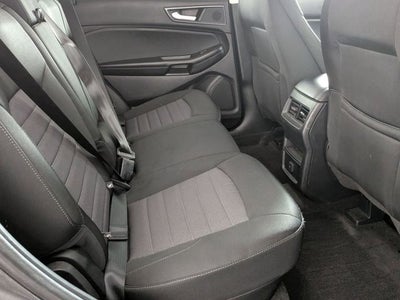 2020 Ford Edge SE