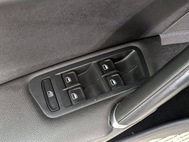 2015 Volkswagen Golf SportWagen SE