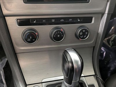 2015 Volkswagen Golf SportWagen SE