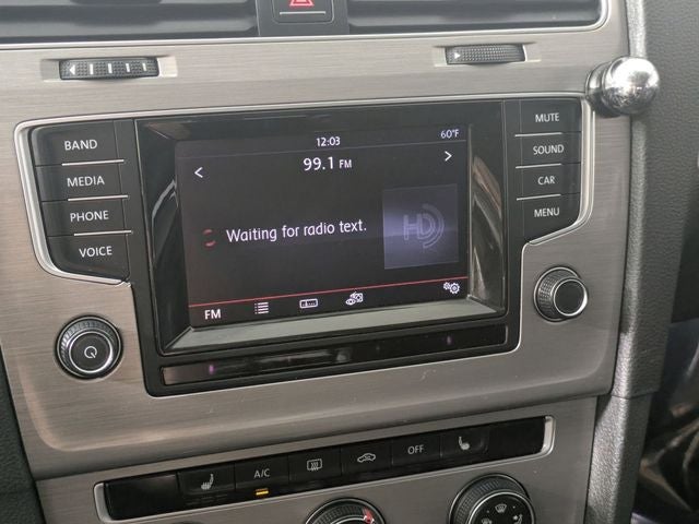 2015 Volkswagen Golf SportWagen SE