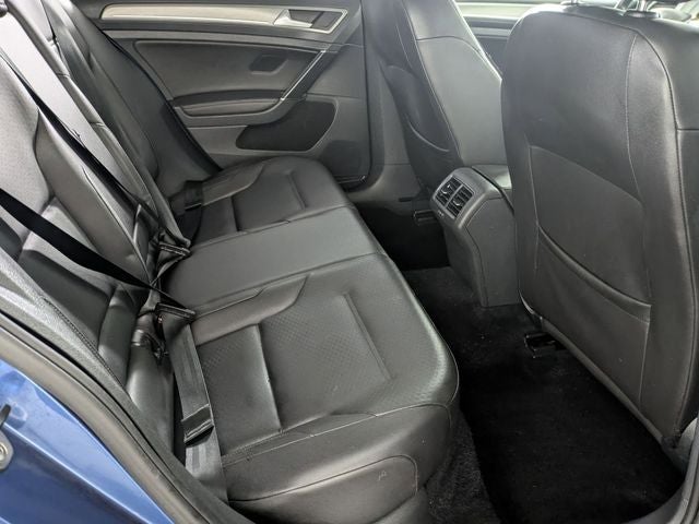 2015 Volkswagen Golf SportWagen SE