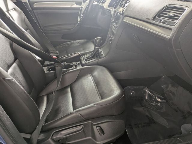 2015 Volkswagen Golf SportWagen SE