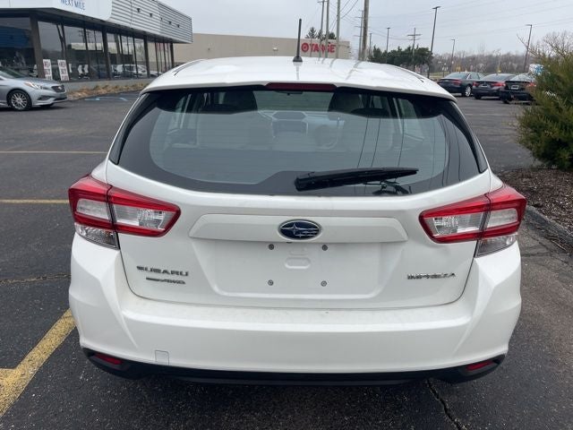 2019 Subaru Impreza 2.0i