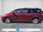 2012 Toyota Sienna LE 8 Passenger