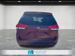 2012 Toyota Sienna LE 8 Passenger
