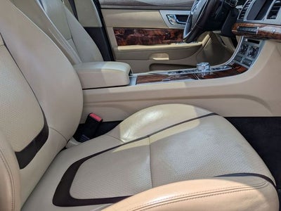 2015 Jaguar XF 3.0 Sport