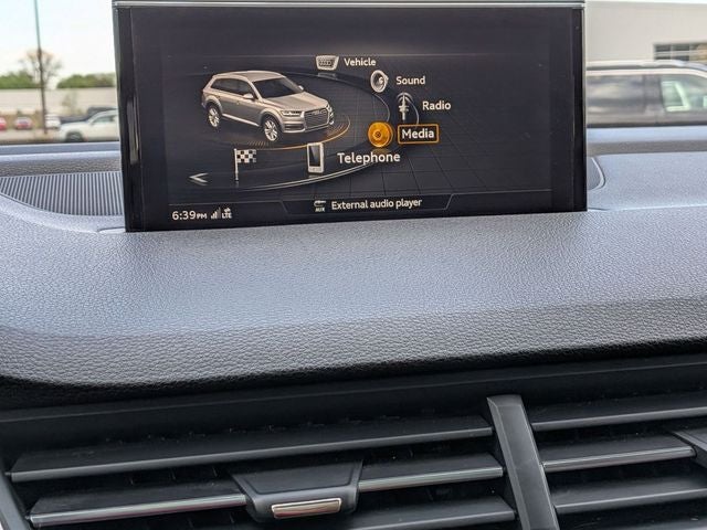 2019 Audi Q7 55 Premium Plus quattro