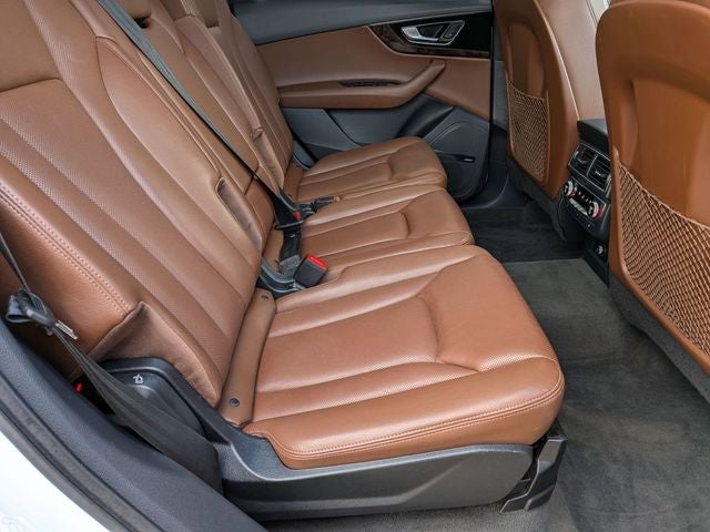 2019 Audi Q7 55 Premium Plus quattro