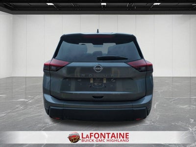 2025 Nissan Rogue SV