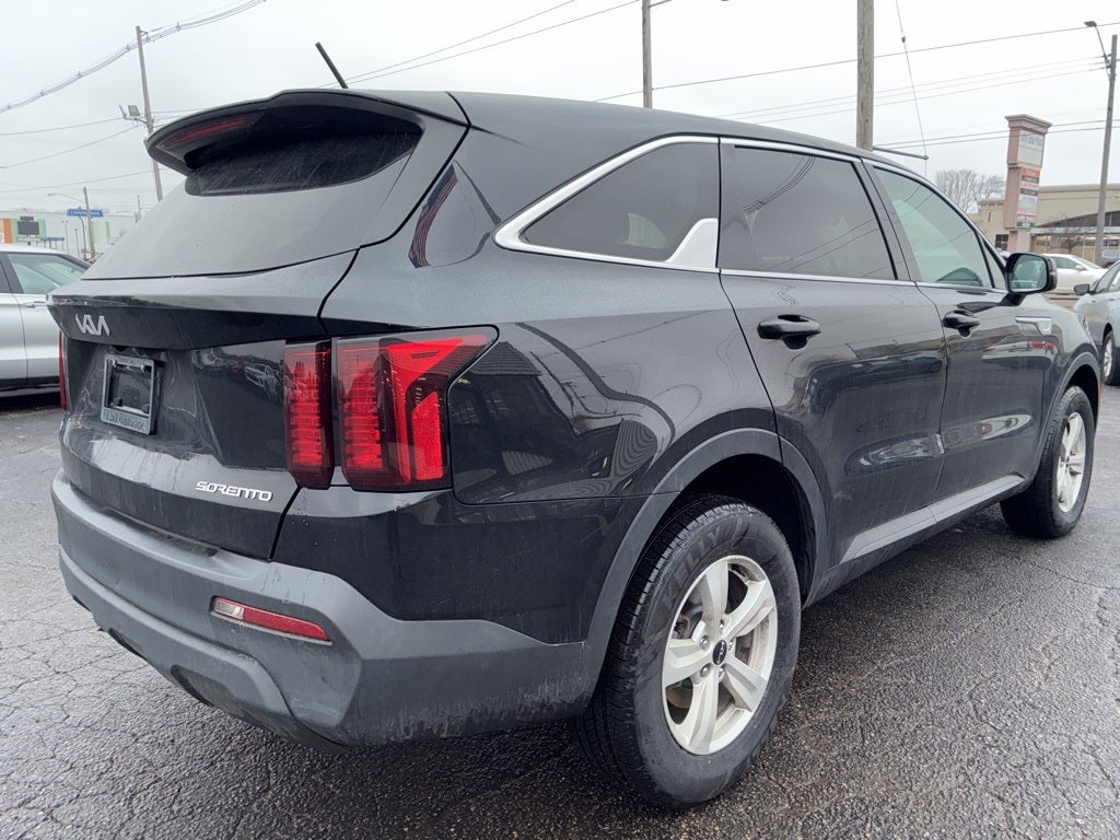 2023 Kia Sorento LX
