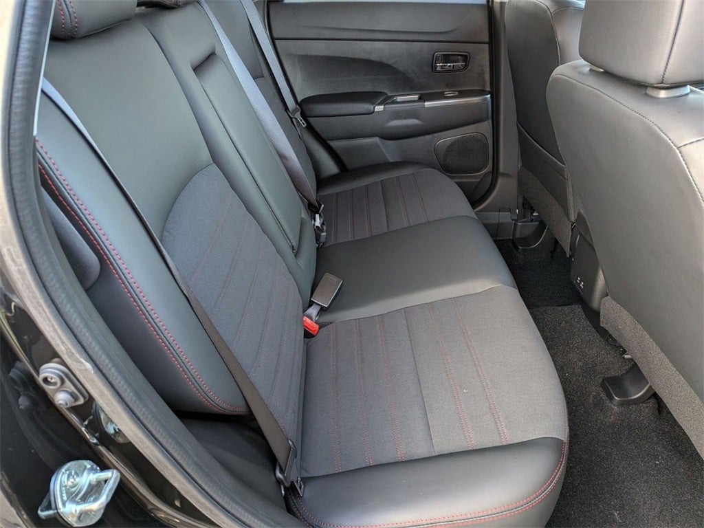 2025 Mitsubishi Outlander Sport 2.0 SE