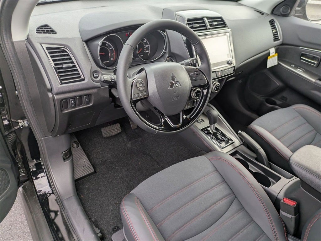 2025 Mitsubishi Outlander Sport 2.0 SE