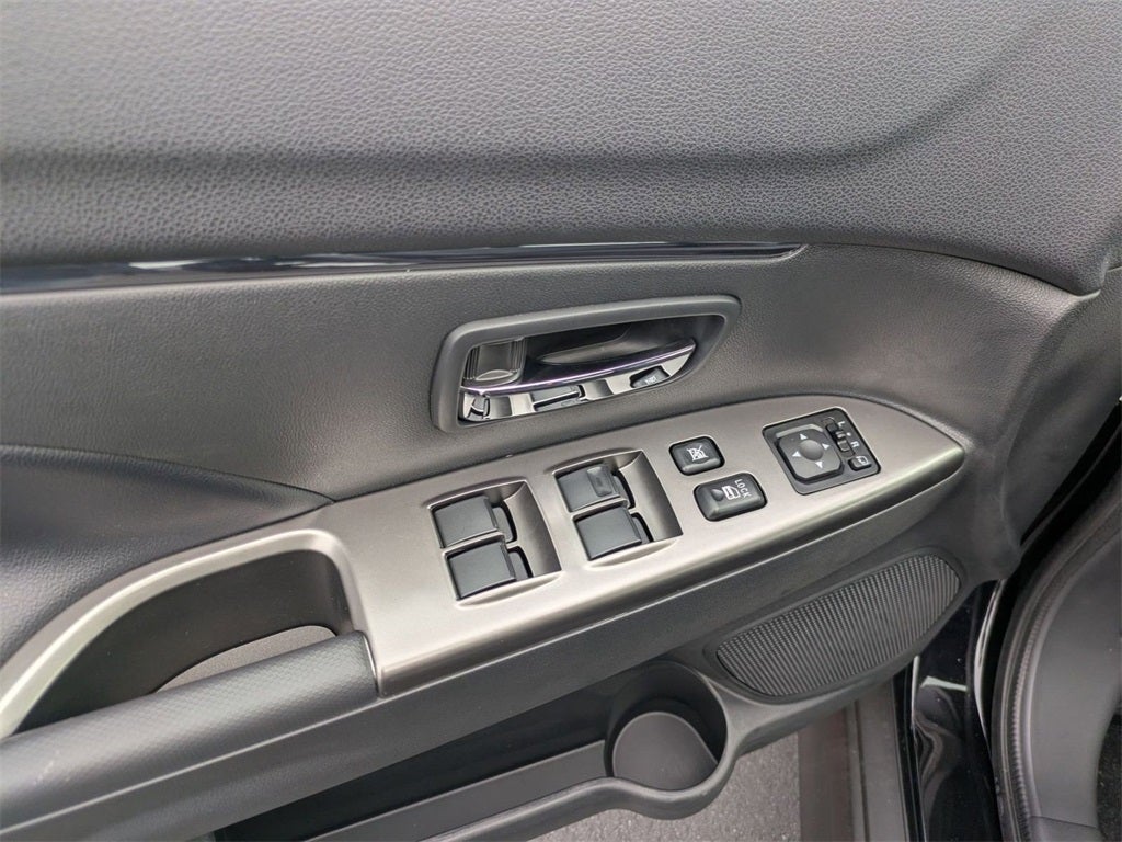 2025 Mitsubishi Outlander Sport 2.0 SE