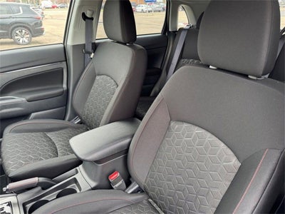 2025 Mitsubishi Outlander Sport 2.0 LE