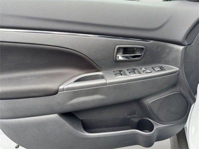 2025 Mitsubishi Outlander Sport 2.0 LE