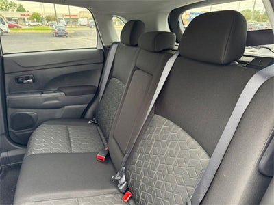 2025 Mitsubishi Outlander Sport 2.0 LE