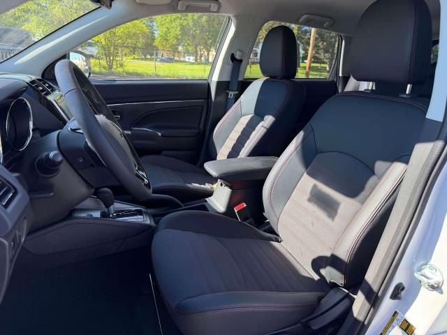2027 Mitsubishi Outlander Sport 2.0 SE
