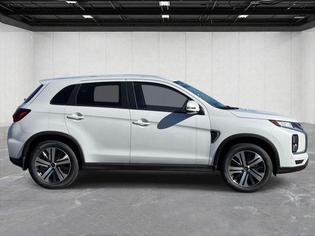 2027 Mitsubishi Outlander Sport 2.0 SE