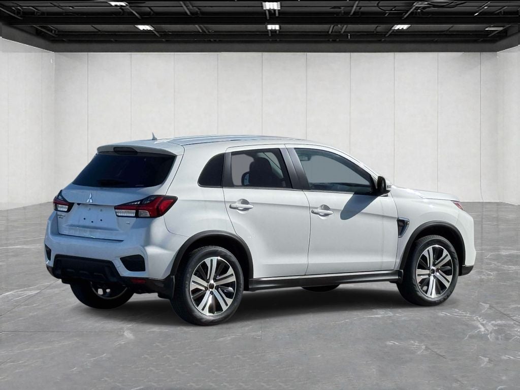 2027 Mitsubishi Outlander Sport 2.0 SE