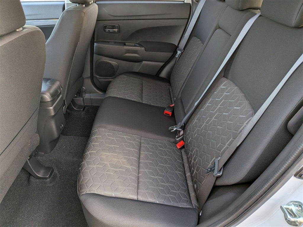 2025 Mitsubishi Outlander Sport 2.0 LE