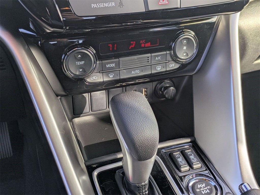 2026 Mitsubishi Eclipse Cross LE