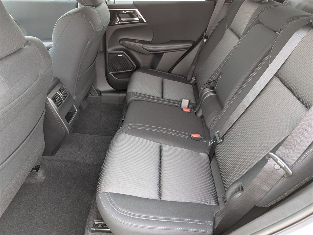 2025 Mitsubishi Outlander ES