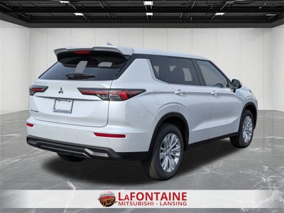 2025 Mitsubishi Outlander ES