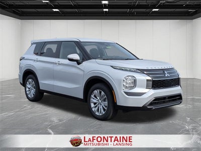 2025 Mitsubishi Outlander ES