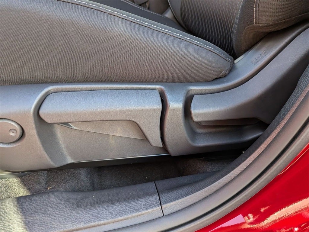 2025 Mitsubishi Outlander ES