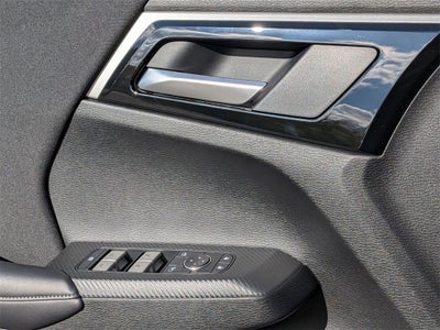 2025 Mitsubishi Outlander ES