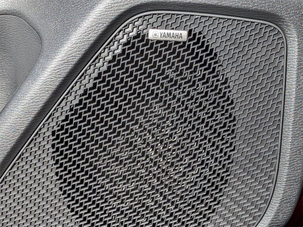 2025 Mitsubishi Outlander ES