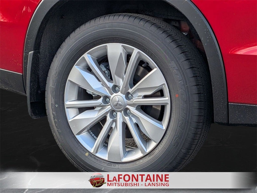 2025 Mitsubishi Outlander ES