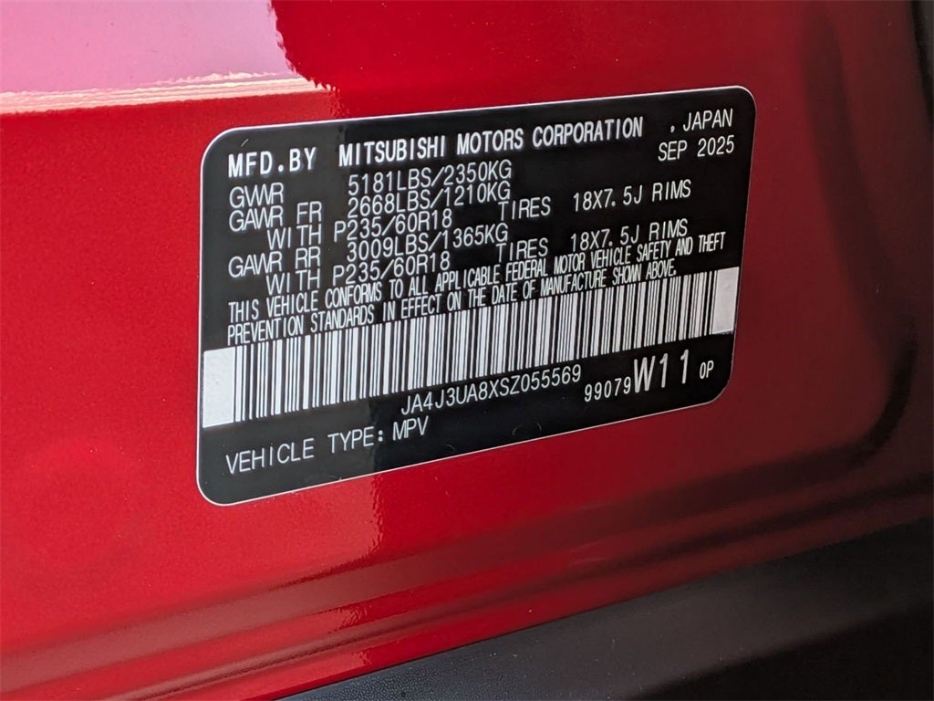 2025 Mitsubishi Outlander ES