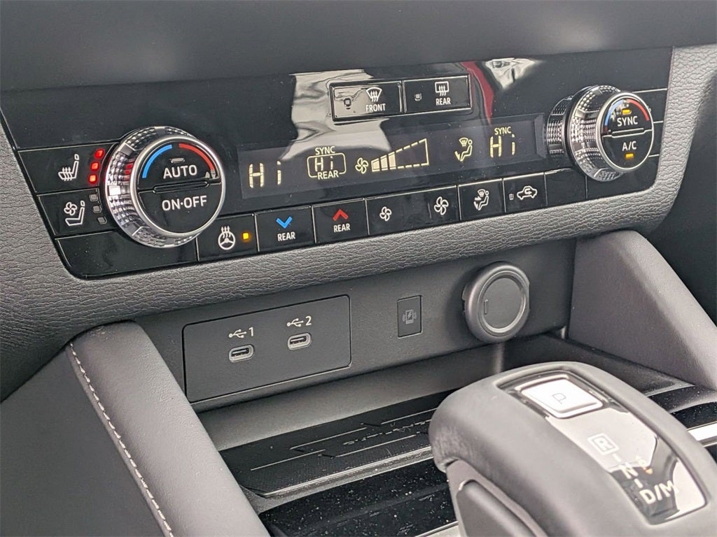 2026 Mitsubishi Outlander SEL