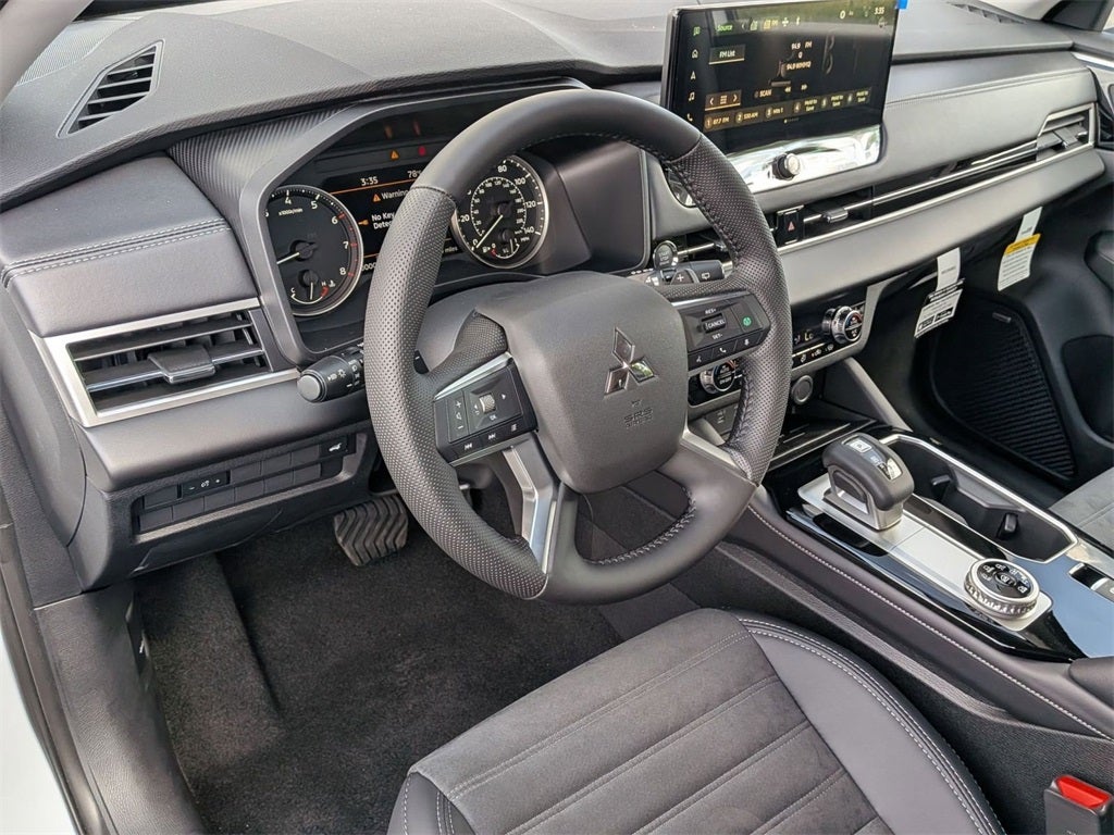 2025 Mitsubishi Outlander Trail Edition