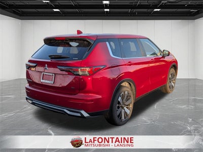 2025 Mitsubishi Outlander SE