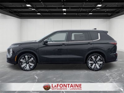 2026 Mitsubishi Outlander SE