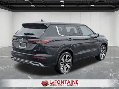 2026 Mitsubishi Outlander SE